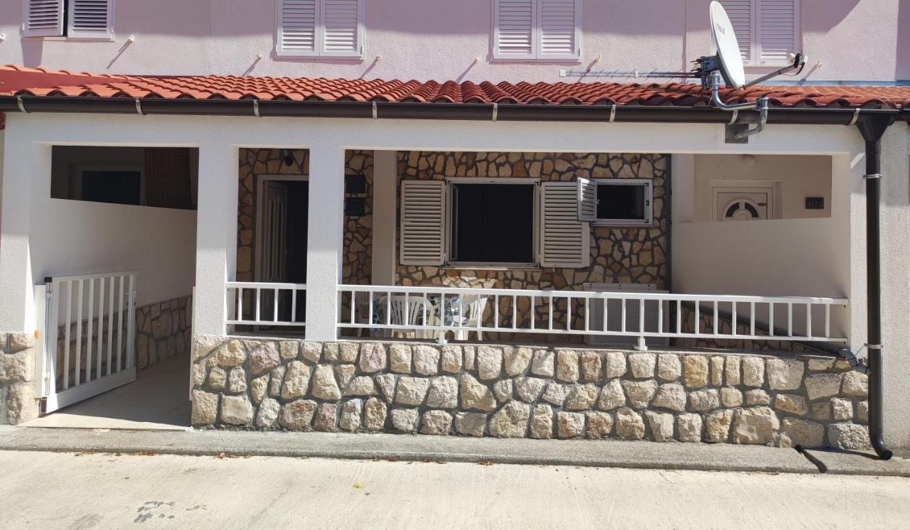 Bruna Apartment Rab Town Luaran gambar