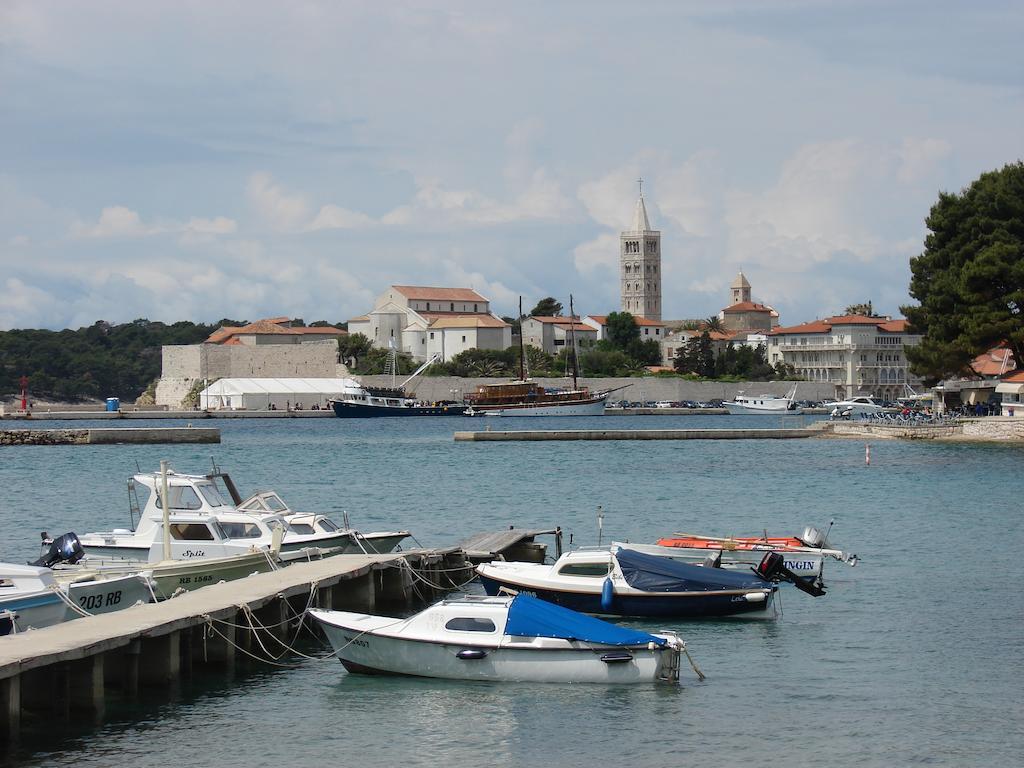 Bruna Apartment Rab Town Luaran gambar