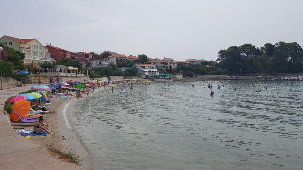 Bruna Apartment Rab Town Luaran gambar